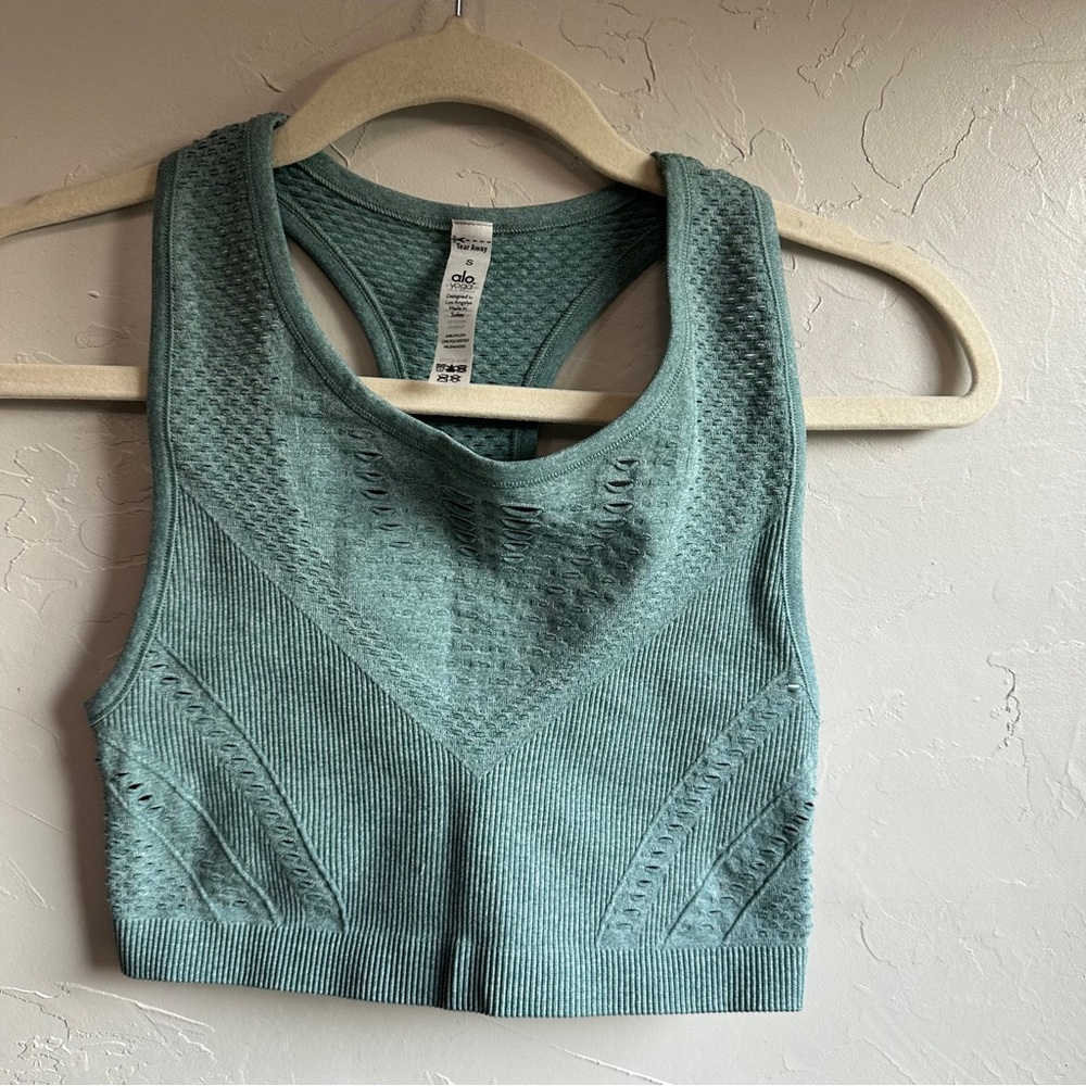 ALO Yoga Green Fitted Crop Tank Top